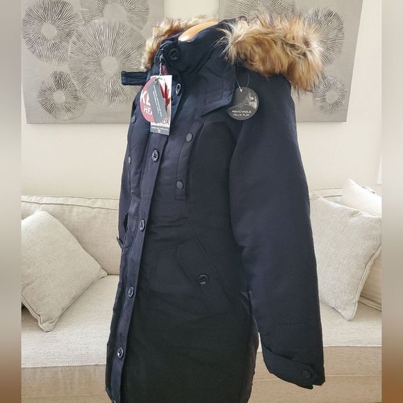 NEW! Canada Weather Gear: Water Resistant Hooded Parka - size Medium in Black - Picture 8 of 16